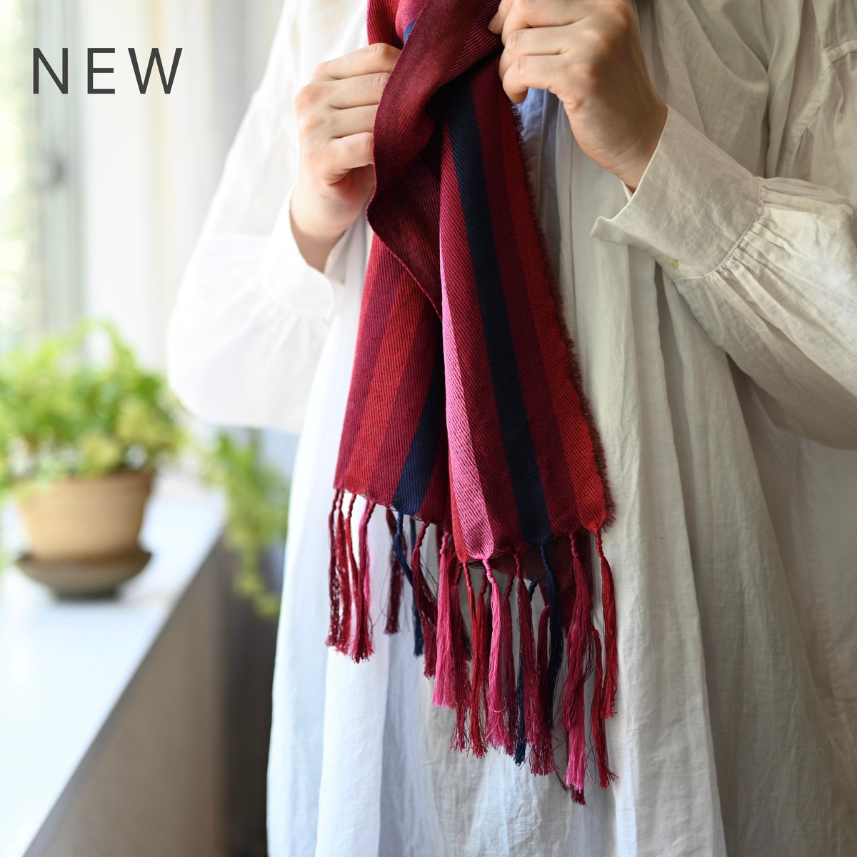 シルクウールサテンストール | COOVA ONLINE SHOP シルクウールサテンストール | COOVA ONLINE SHOP