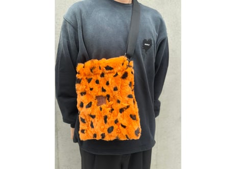 🔴残り 各 2個🔴 全 2色あり ウサギの毛皮 本革 サコッシュ（ショルダーバッグ）BSH オリジナル商品 メッシュ トート バッグ