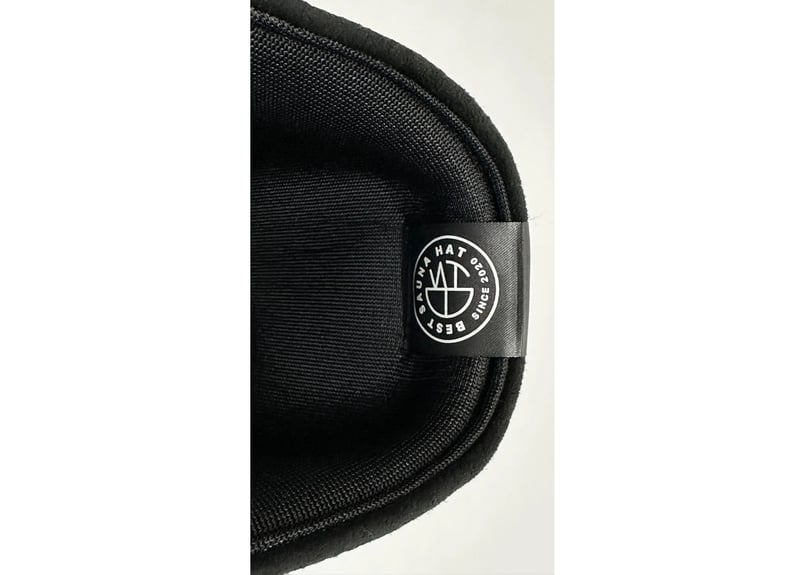 ⚫良質蒸温⚫ 刺繍入り! ブラック厚手 凄い断熱性 Lサイズ