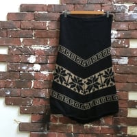 VINTAGE LADIES KNIT SKIRT
