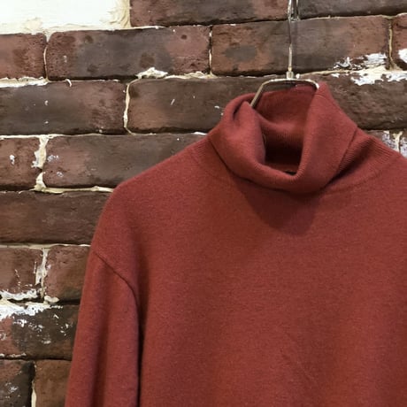 VINTAGE CASHMERE TURTLE NECK KNIT