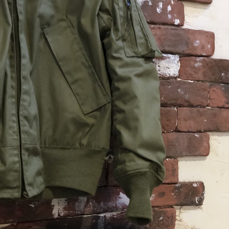 80s US ARMY COLD WEATHER JACKET | wonderlust 80s US ARMY COLD WEATHER JACKET | wonderlust
