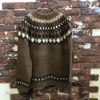 OLD HAND KNIT