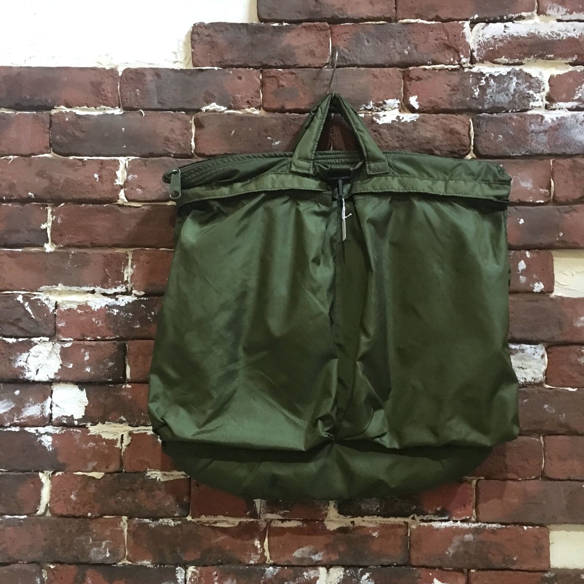 90s US MILITARY HELMET BAG | wonderlust