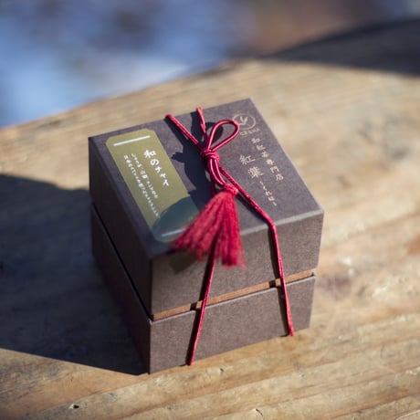 ITEM | 山の恵みの研究所 / ∞chi (EICHI)