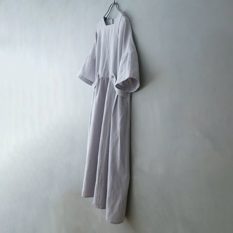 ＜完売しました＞ハイカウント・コルトレイクリネン・スクエアネック・ワンピース ／ブルーグレイ