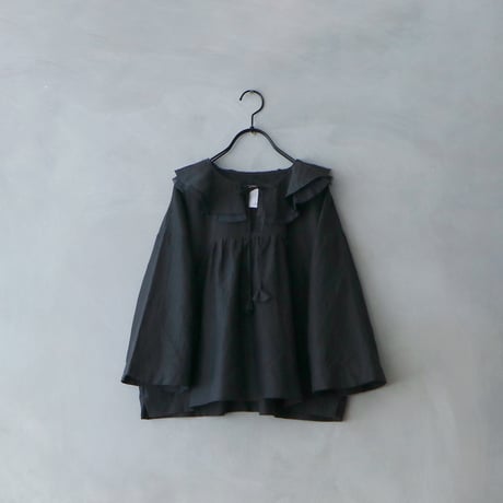＜完売しました＞コットンシルクブレイド・フリルカラーブラウス／ブラック
