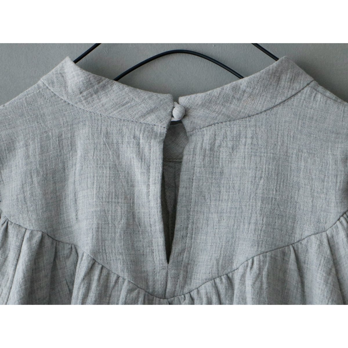 ♦︎極美品 MAGALI ダブルクロス コットン クラシック ブラウス MAGALI｜ダブルクロス コットン クラシック 長袖 プルオーバー