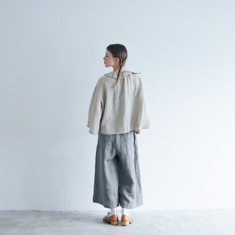 コルトレイクリネン・フリルブラウス／ナチュラル | MAGALI