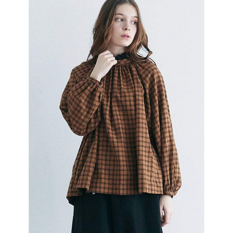 BRUNELLO CUCINELLI モニーレ装飾 ギャザースリーブブラウス BRUNELLO CUCINELLI モニーレ装飾 ギャザースリーブブラウス