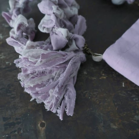 ＜完売しました／WEB限定販売＞Handspun fray pochet ポシェット／ライラック