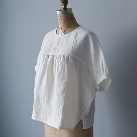 French linen roomy blouse  フレンチリネン・ルーミーブラウス／オフホワイト