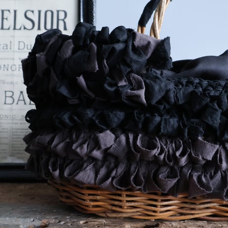 ＜7月30日再販／WEB限定販売＞Handspun Asymmetry Fray Basket  カゴバッグ／ブラック