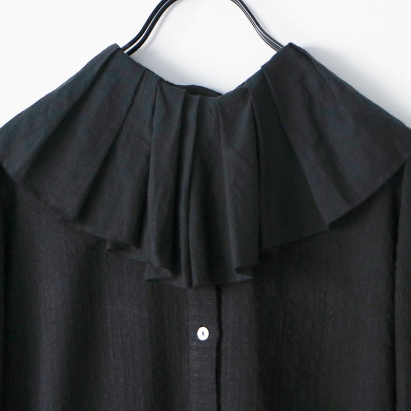 ストライプリネン・アンティークカラー・ブラウス／ブラック | MAGALI