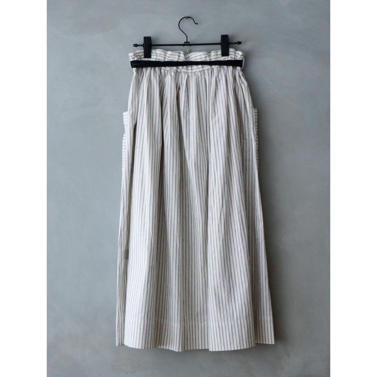 ストライプコットン・ロングスカート／ホワイト | MAGALI 