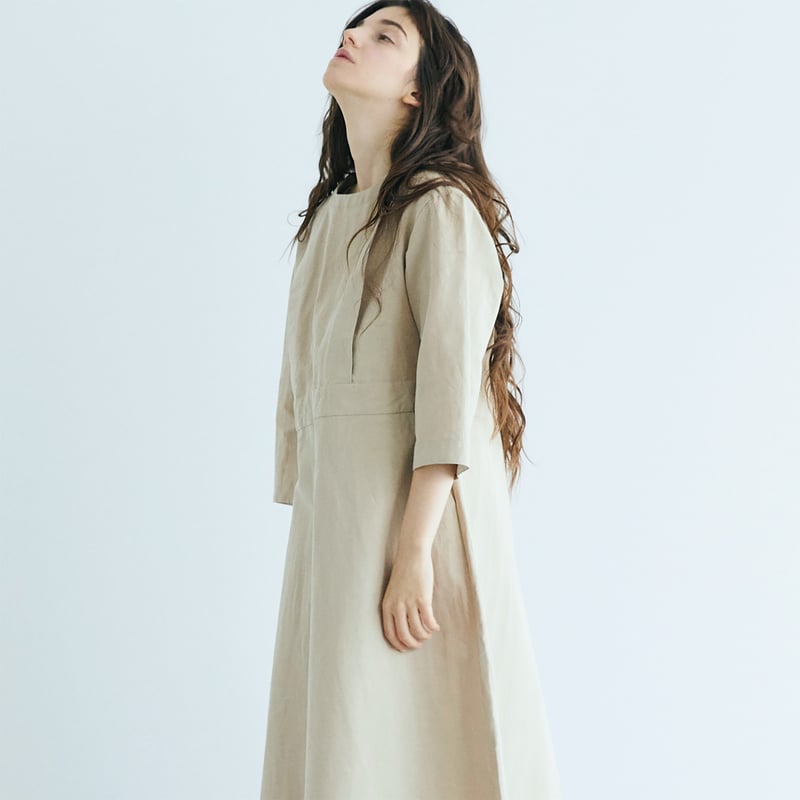 ハイカウントコットンリネン・グレースドレス／ベージュ | MAGALI