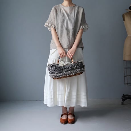 ＜7月30日再販／WEB限定販売＞Handspun Asymmetry Fray Basket  カゴバッグ／グレイ