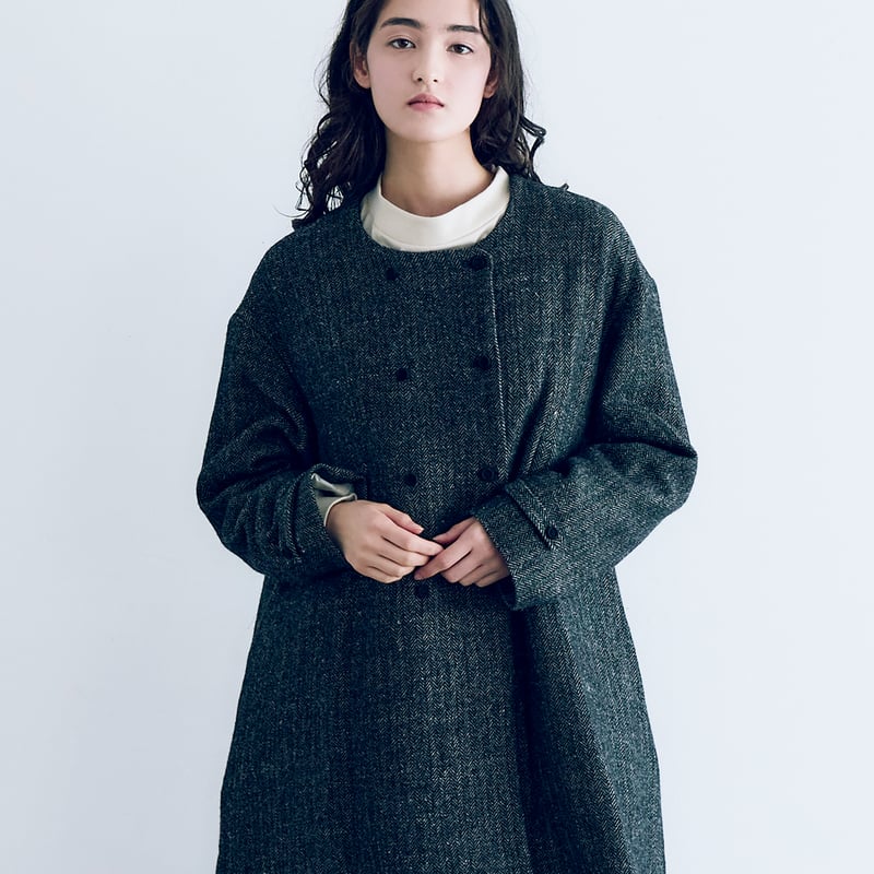 ウールリネンへリンボン・ダブルボタンコート／フォグブラック | MAGALI