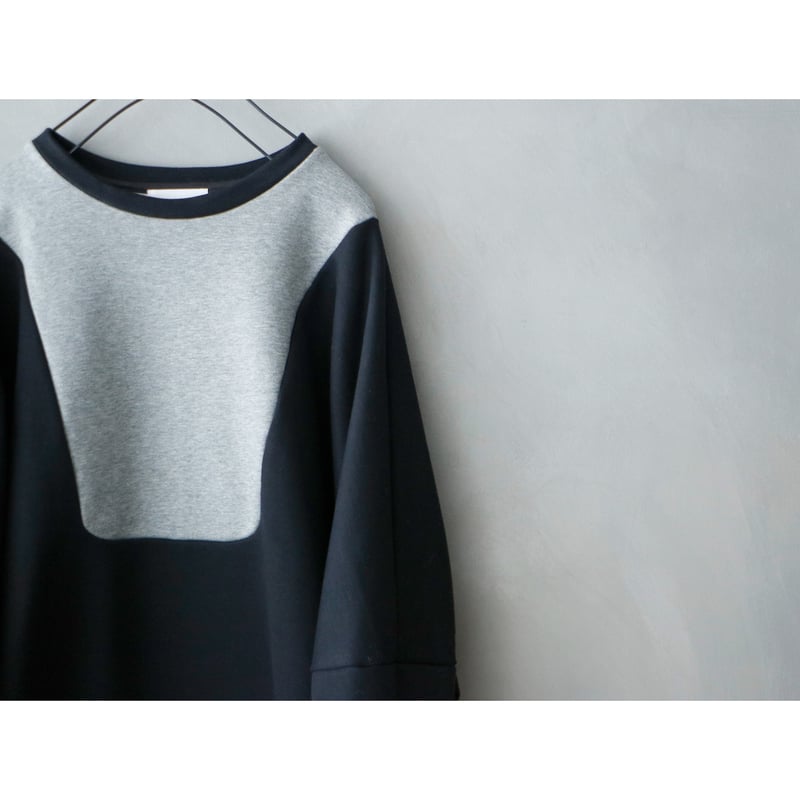 コットンスウェット・スイッチングプルオーバー／ブラック | MAGALI