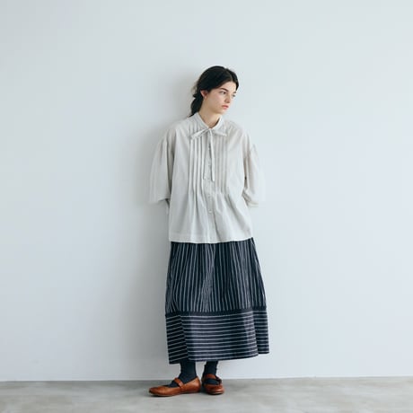 天日干しコットン・ボウタイブラウス／グレイ