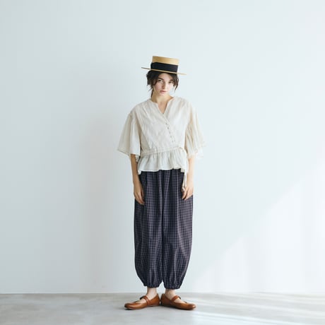 ＜完売しました・WEB限定＞コットンレース・カシュクールブラウス／アイボリー