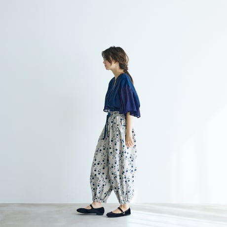 ＜完売しました＞Fleur de brume　コットンリネン・バルーンギャザーパンツ ／ダスティブルー