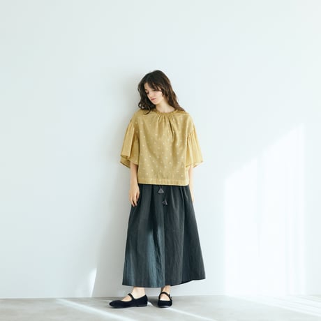 ＜完売しました＞ポワンダルジャンコットン・ギャザーブラウス／サンド