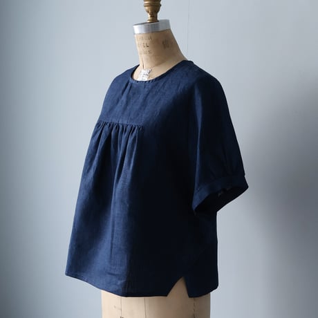 Indigo linen roomy blouse  インディゴリネン・ルーミーブラウス／ネイビー