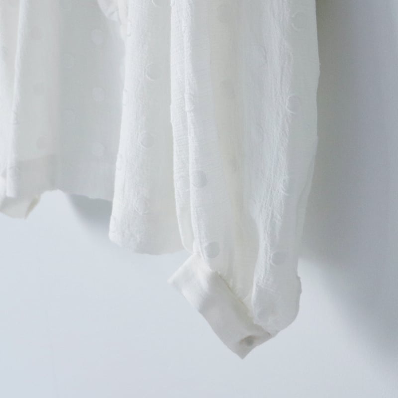 コットンスノードット・フリルブラウス／ホワイト | MAGALI