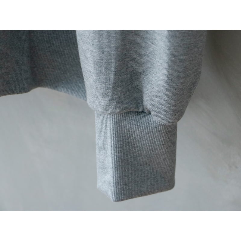 コットンスウェット・スイッチングプルオーバー／ヘザーグレー | MAGALI