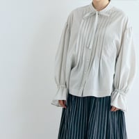 天日干しコットン・ボウタイブラウス／グレイ