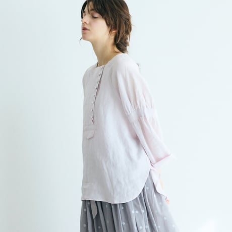 ＜完売しました＞シャンブレーリネン・ぺザントプルオーバー／ピンク