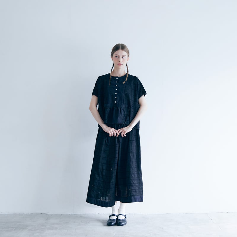 MAGALI ガーメントダイコットンレーススカートブラック