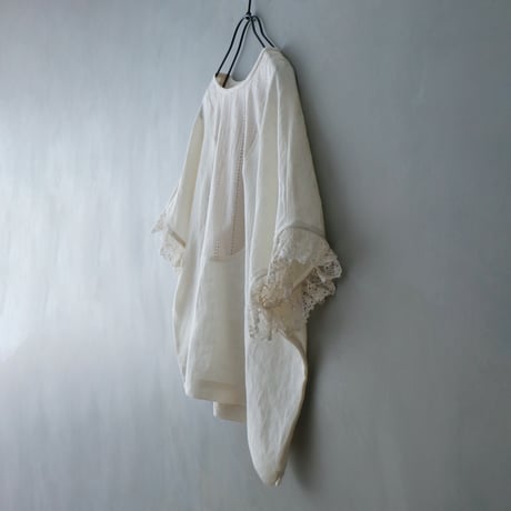 ＜完売しました＞コルトレイクリネン・ヨークブラウス／アイボリー