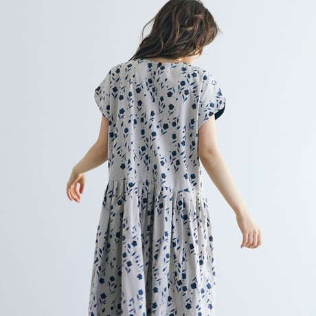 ＜完売しました＞Fleur de brume　コットンリネン・ラウンドスリーブワンピース ／ダスティブルー