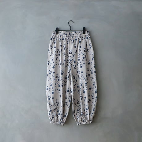 ＜完売しました＞Fleur de brume　コットンリネン・バルーンギャザーパンツ ／ダスティブルー