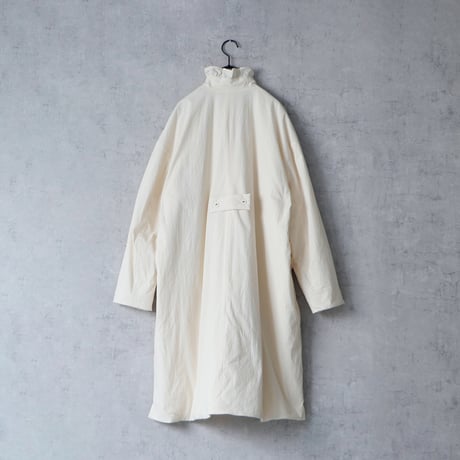 オールドコットンナイロンリネン・フリルカラーパディットコート ／アイボリー