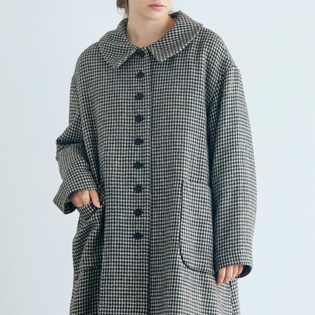 ＜完売しました＞ピエドプール・ウールリネン・フラットカラーコート／ブラック