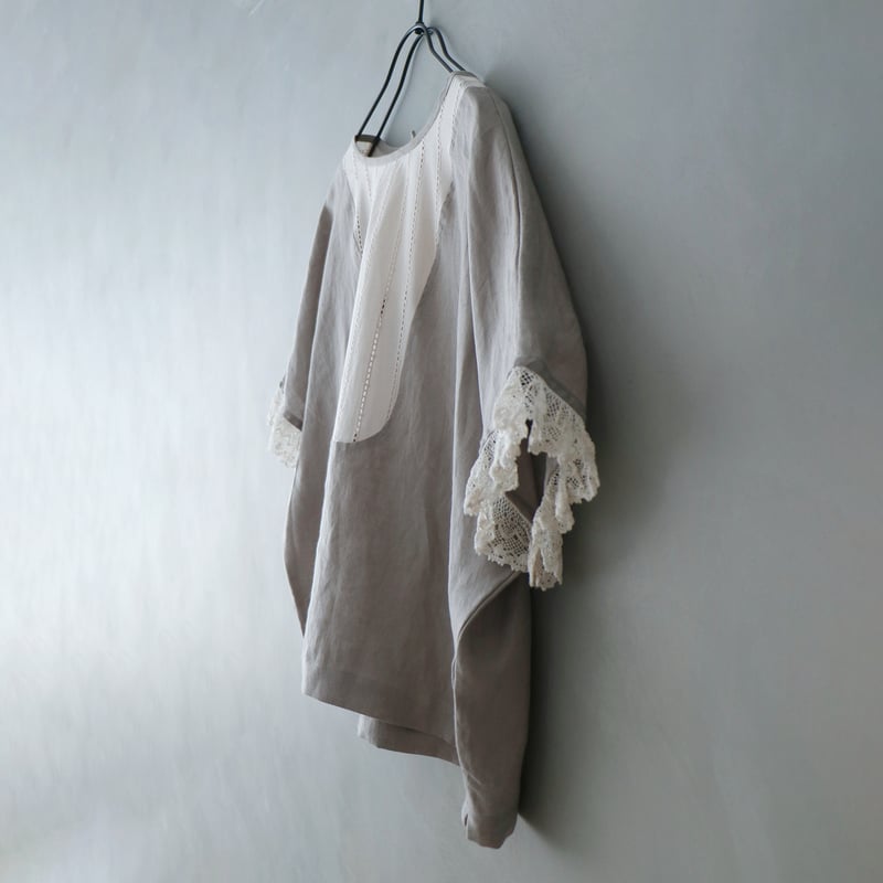 完売しました＞コルトレイクリネン・ヨークブラウス／グレイ | MAGALI