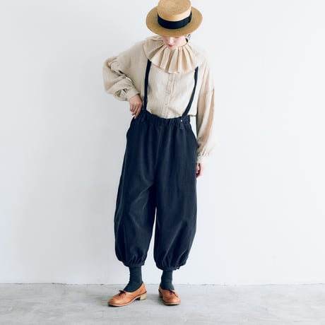 【新品タグ付】MAGALI コットンウール✖️リネン・ジャンパースカート 新品タグ付】MAGALI コットンウール✖️リネン・ジャンパー