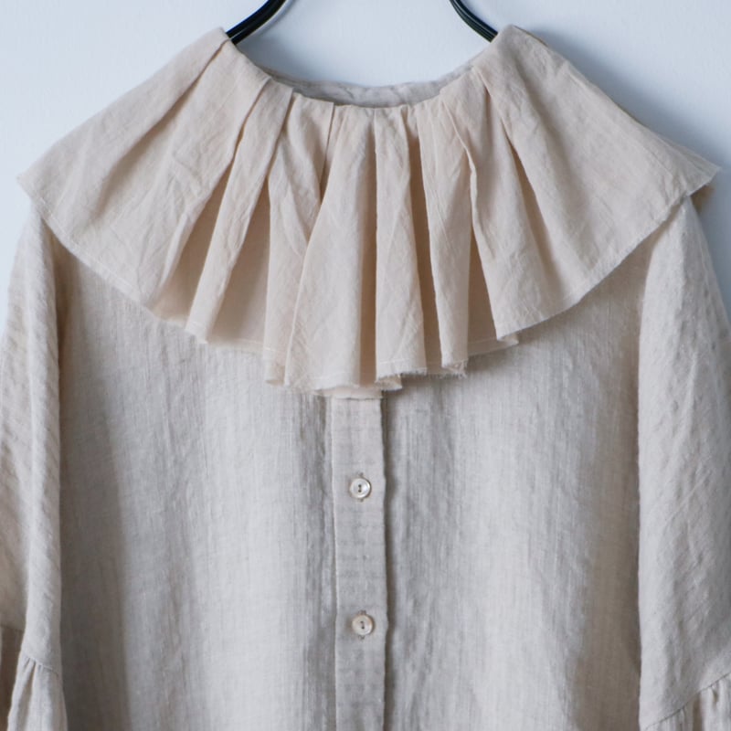 美品【MAGALI】リネン100％ ブラウス ストライプ 袖フリル バイカラー 美品【MAGALI】リネン100％ ブラウス ストライプ 袖フリル バイ