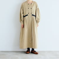 コットンシルクストライプ・ダブルボタンワンピース／ベージュ