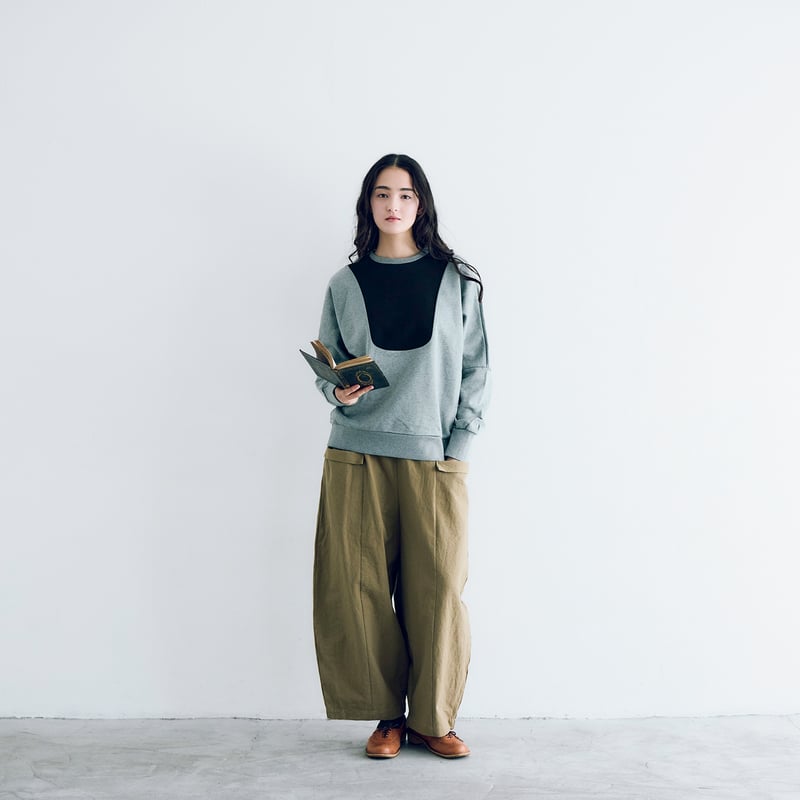 【ハルジンペットボトル】AURAREE　スウェット ハルジンペットボトル様専用】AURAREE スウェット エラ