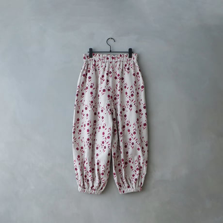＜完売しました＞Fleur de brume　コットンリネン・バルーンギャザーパンツ ／チェリーレッド