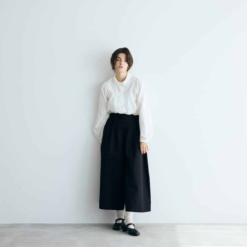 ハイカウントコットンリネン・コクーンパンツ／ブラック | MAGALI