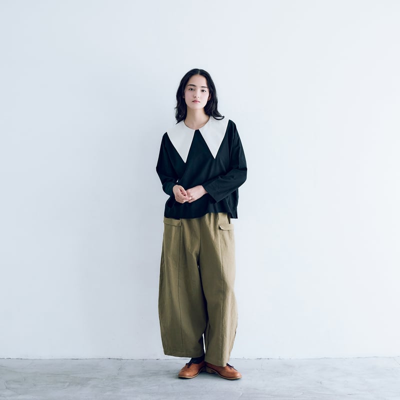 MAGALI コットンスウェット　スイッチングプルオーバー　ブラック　新品 MAGALI マガリ コットンスウェット・スイッチングプルオーバー