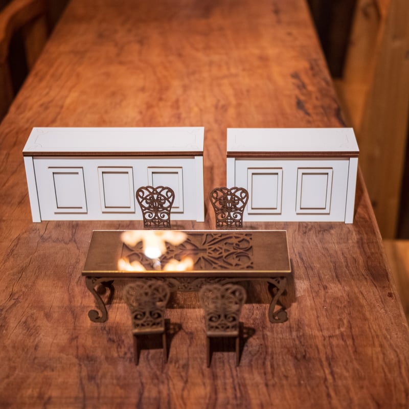 スーパーサマーセール！ 1/10スケールミニチュア家具 アンティーク風