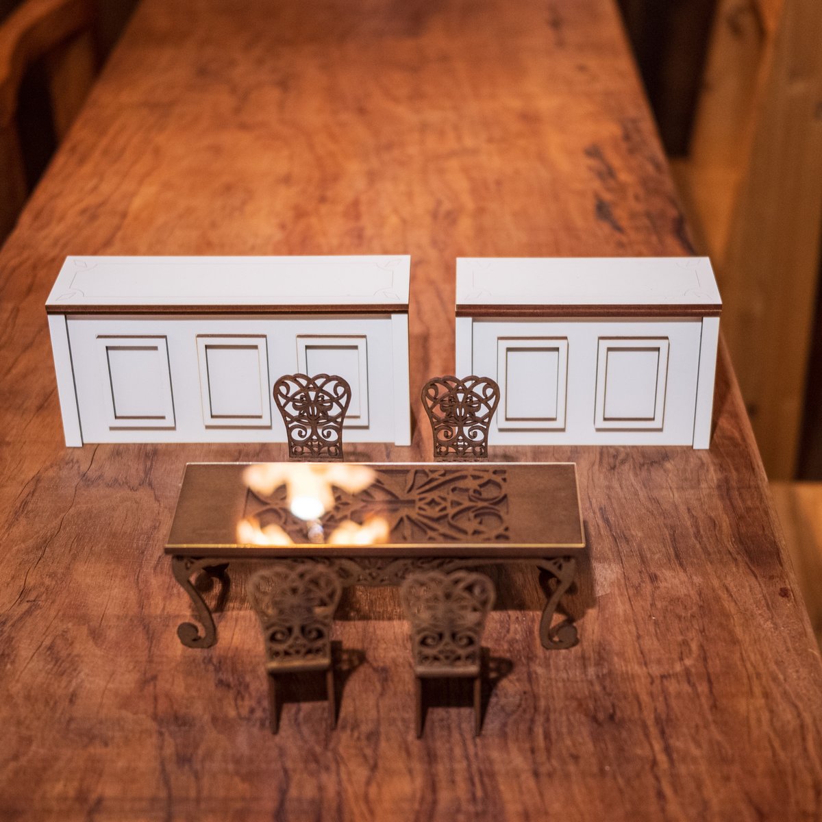 スーパーサマーセール！ 1/10スケールミニチュア家具 アンティーク風