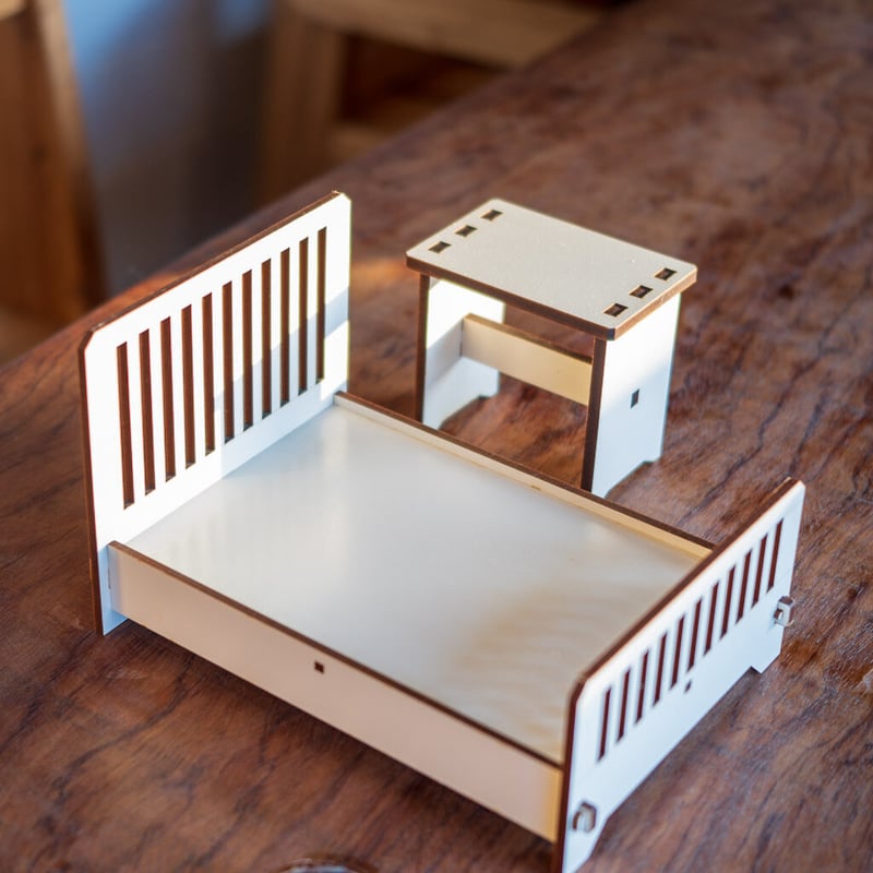 1/10スケールミニチュア家具ベッドホワイトサイドテーブルセット