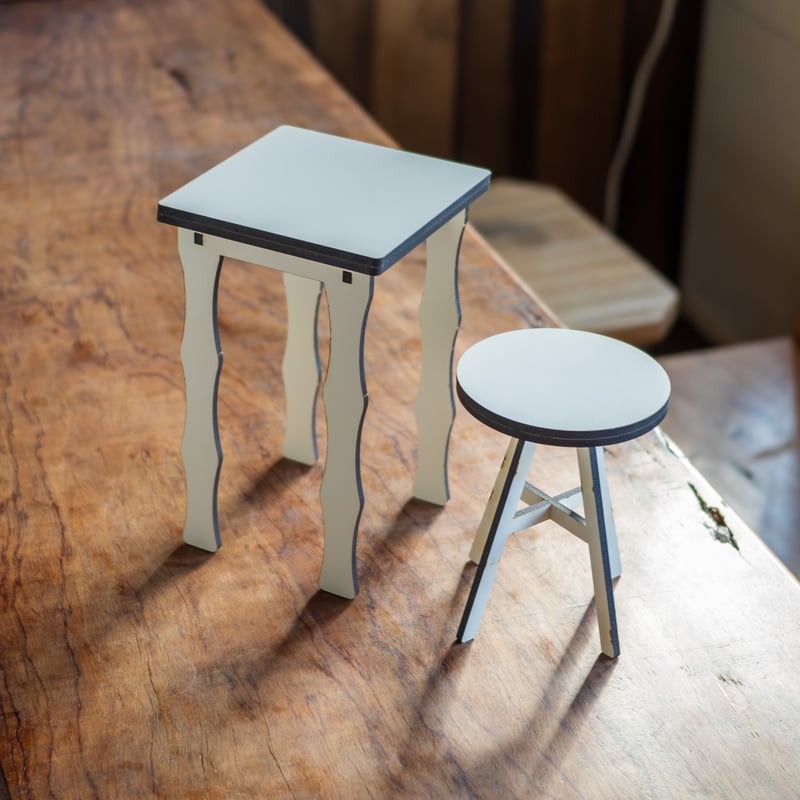 1/3スケールミニチュア家具 テーブルとスツールセット | kkcompany